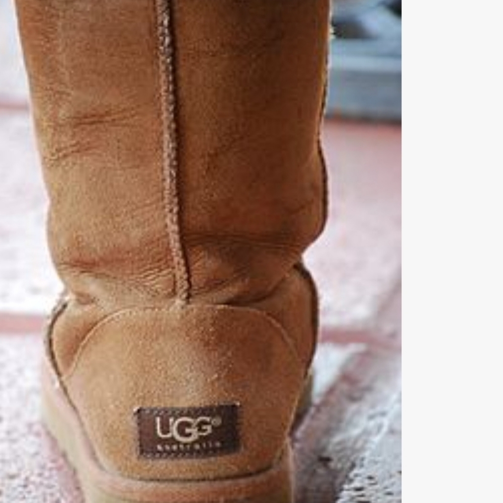 Ugg Women's Classic Short Chestnut Tan Suede Shearling Lined Mid-Calf Boots